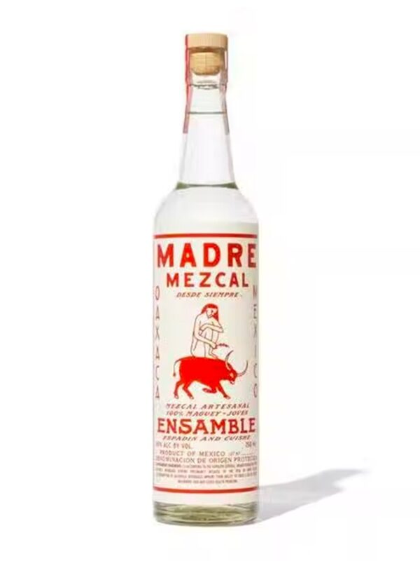 MADRE MEZCAL Ensamble bottle with a cork stopper